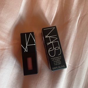 Two Nars powermatte lip pigment